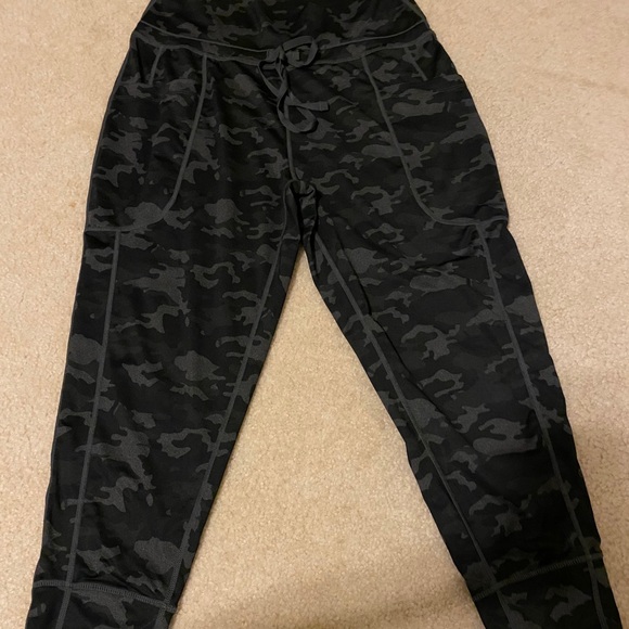 Fabletics Other - Fabletics jogger legging material